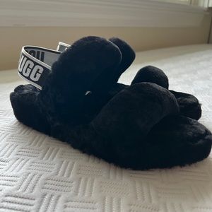 Ugg Women’s “Oh Yeah” slippers